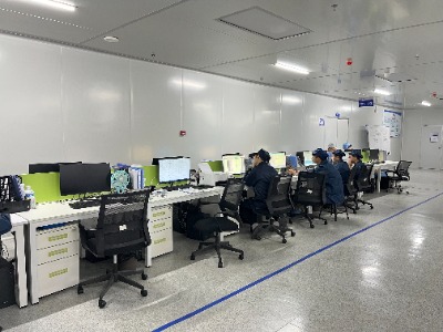 英特丽现场办公区.jpg