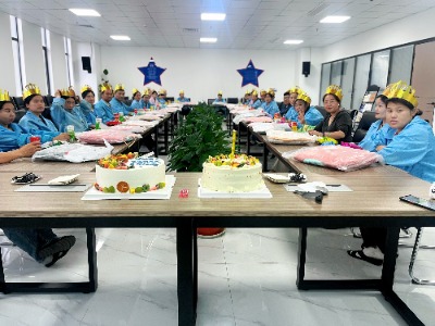 9月员工生日会_安徽英特丽.jpg