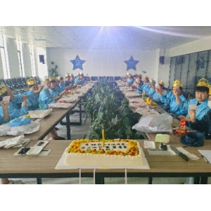 安徽英特丽电子举办6月员工生日会：盛夏同欢，共庆生辰